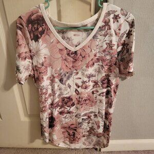 LuLaRoe Women's Iris V-neck Top - Size XS